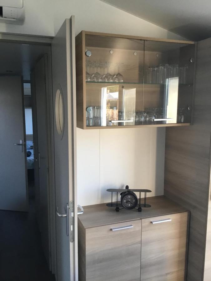 Frejus Tout Confort, Climatisation,Linge De Lit Et De Toilette, Coffre Fort, Ventilations Au Plafond Chambres Et Wifi Possible Экстерьер фото