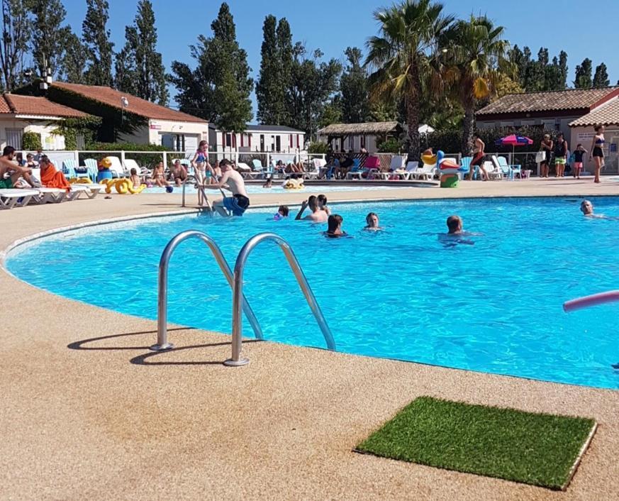 Frejus Tout Confort, Climatisation,Linge De Lit Et De Toilette, Coffre Fort, Ventilations Au Plafond Chambres Et Wifi Possible Экстерьер фото